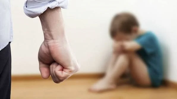 mal trato infantil